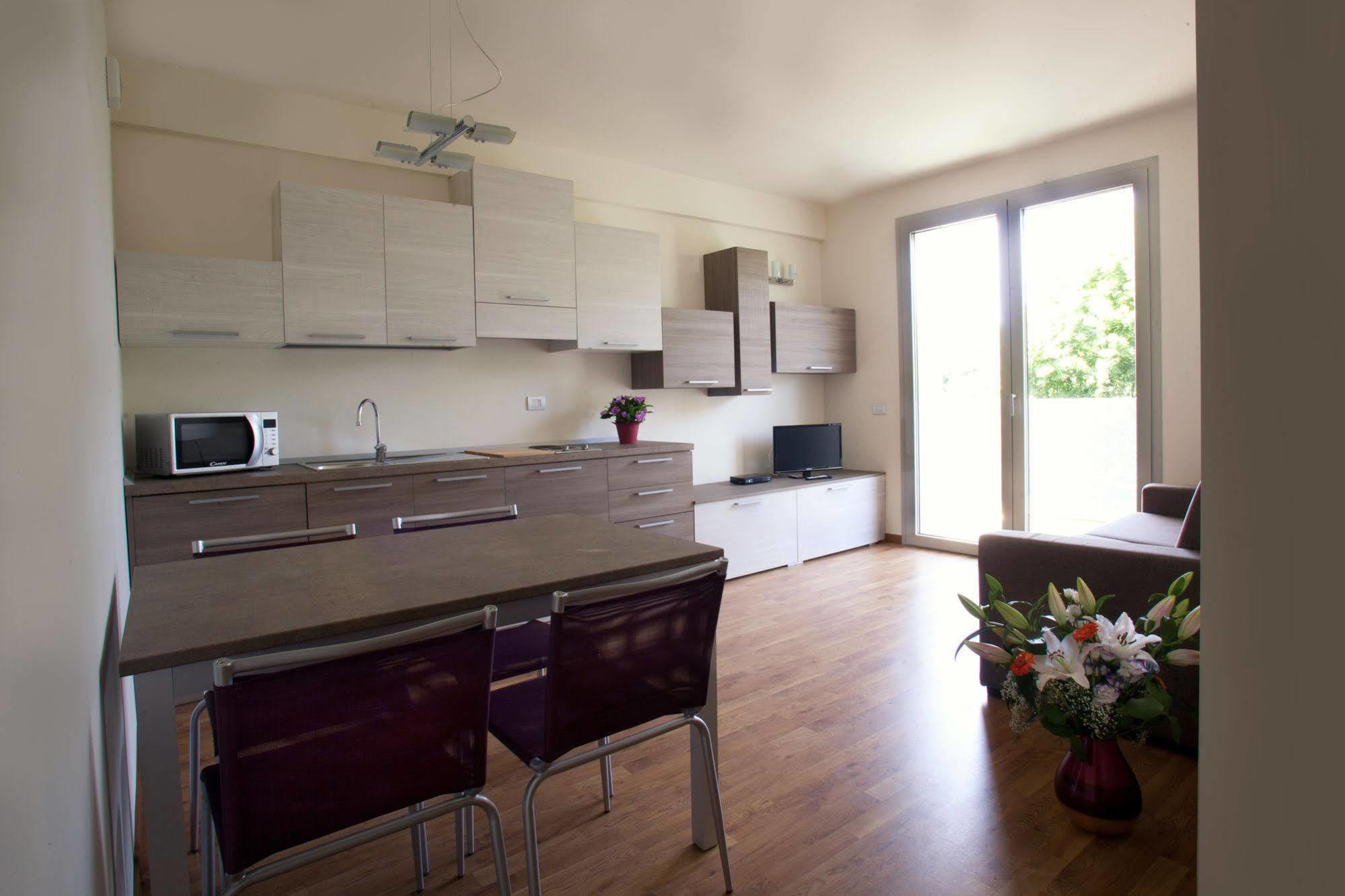 Residence Le Querce Cernusco sul Naviglio Kültér fotó